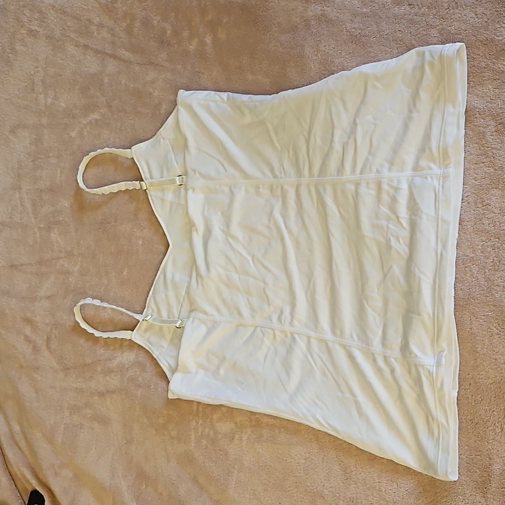 3 Tank Tops - Picture 3 of 13